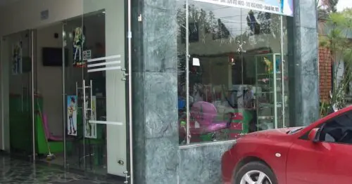 PELUQUERIA INFANTIL MIS PEQUENOS TRAVIESOS PELUQUERIA INFANTIL MIS PEQUENOS TRAVIESOS